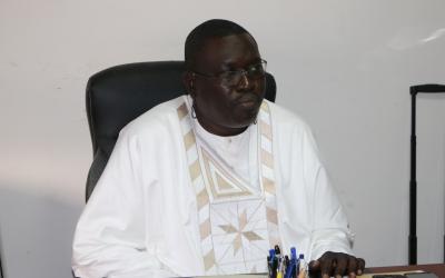 ACCÈS AUX TOILETTES : Le Dr Papa Samba Diop prône la gratuité des latrines ACCÈS AUX TOILETTES : Le Dr Papa Samba Diop prône la gratuité des latrines