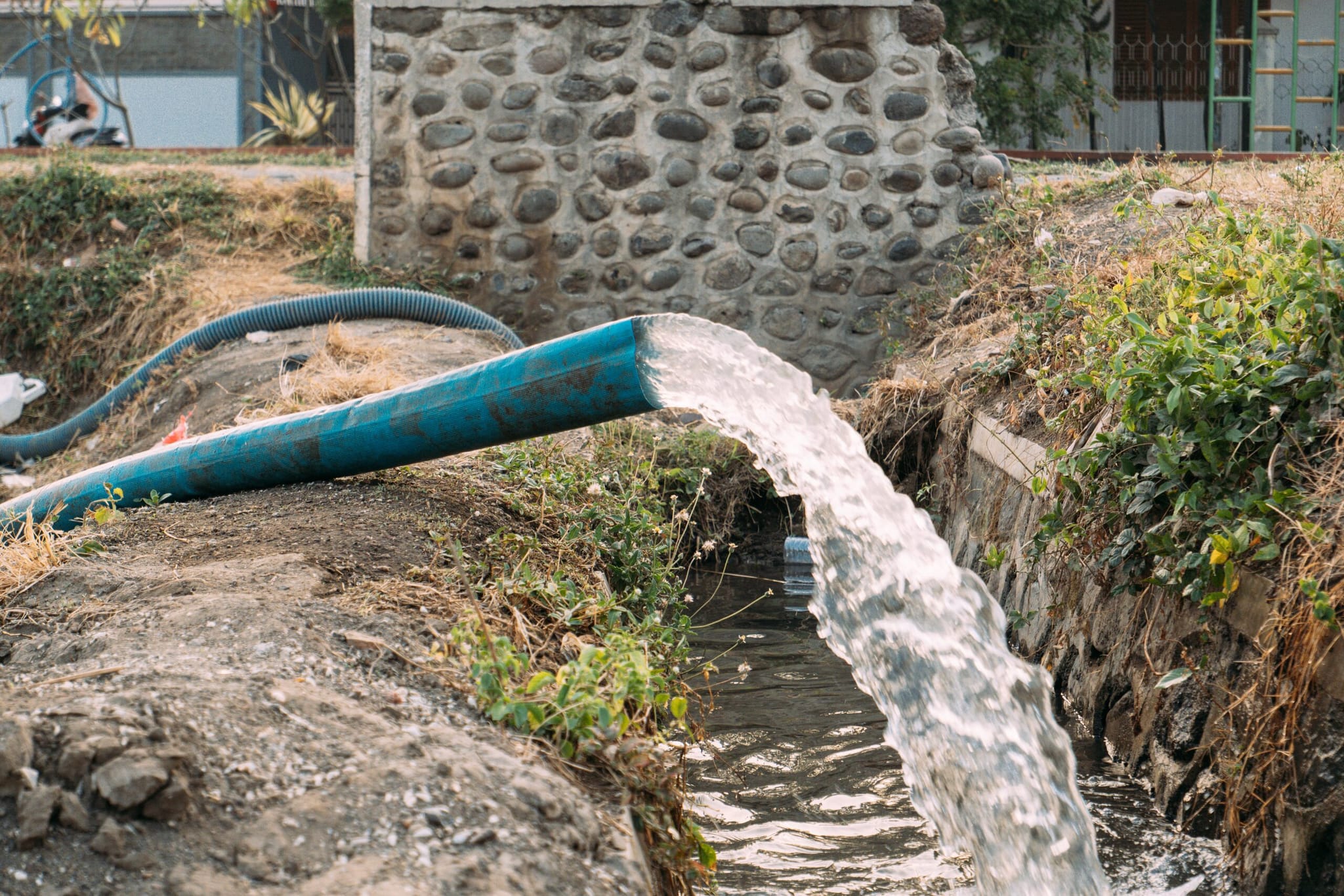 Réseau d’assainissement ONAS — conduite d’eau